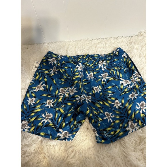 Men's Volcom Size X-large Swim trunks. NWT. Blue tropical floral theme. Hawaiian - Picture 3 of 16